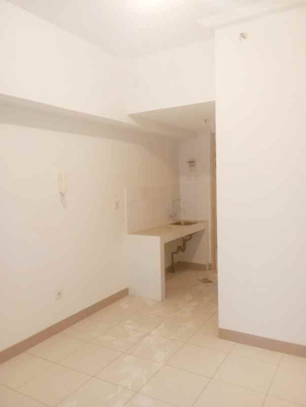 disewakan apartemen tokyo studio pik2 termurah