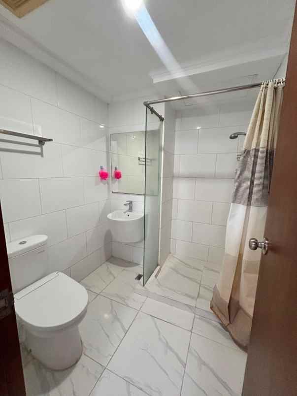 disewakan apartemen waterplace dekat ptc pakuwon mall
