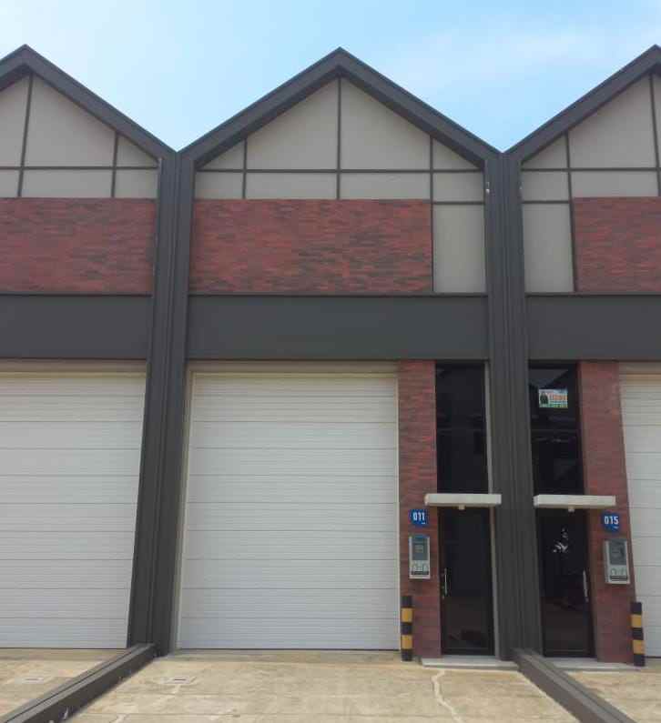 disewakan gudang bizpark pik2