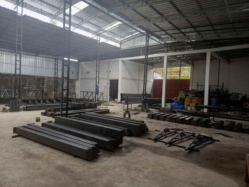 disewakan gudang di ngawi
