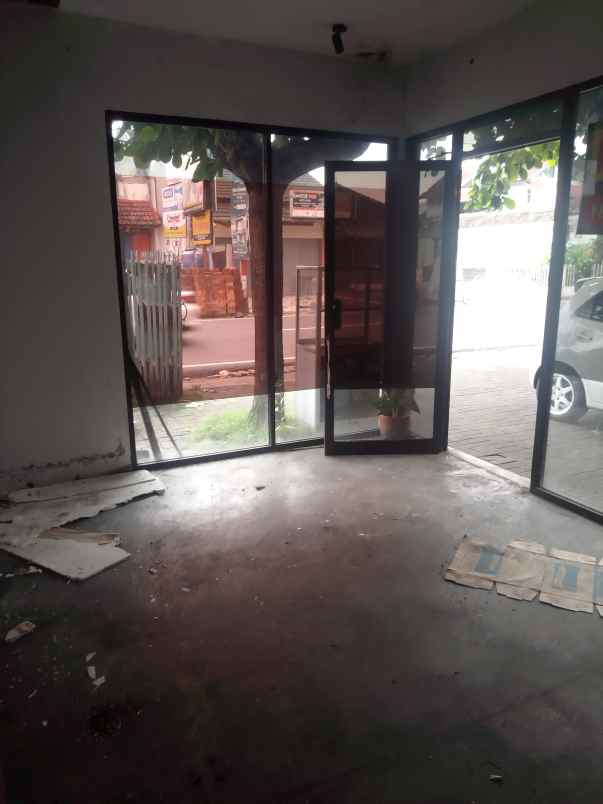 disewakan ruang usaha pinggir jln kaliurang km 8 5