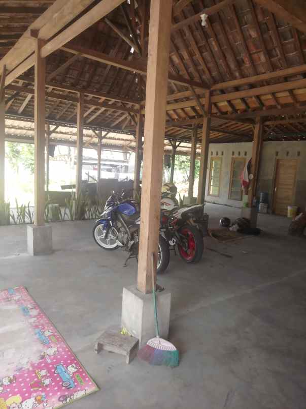 disewakan ruang usaha strategis untuk cafe kuliner