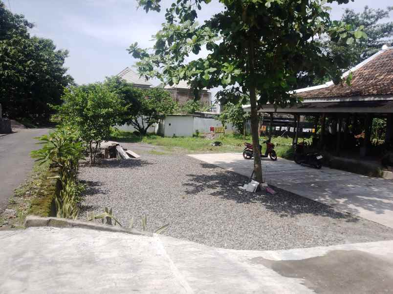 disewakan ruang usaha strategis untuk cafe kuliner