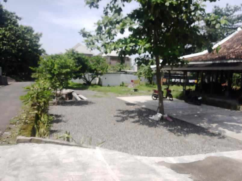 disewakan ruang usaha strategis untuk cafe kuliner