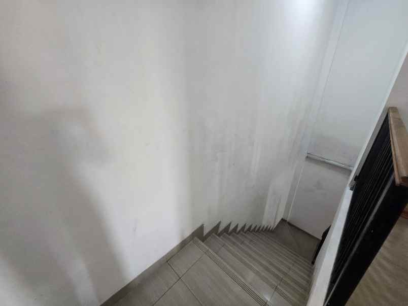 disewakan ruko strategis di talaga bestari tangerang