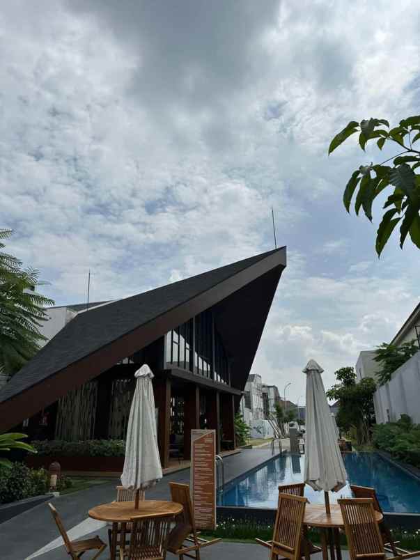 disewakan rumah baru gress wisata bukit mas