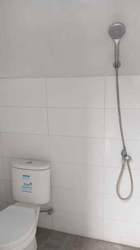 disewakan rumah bulusan tembalang