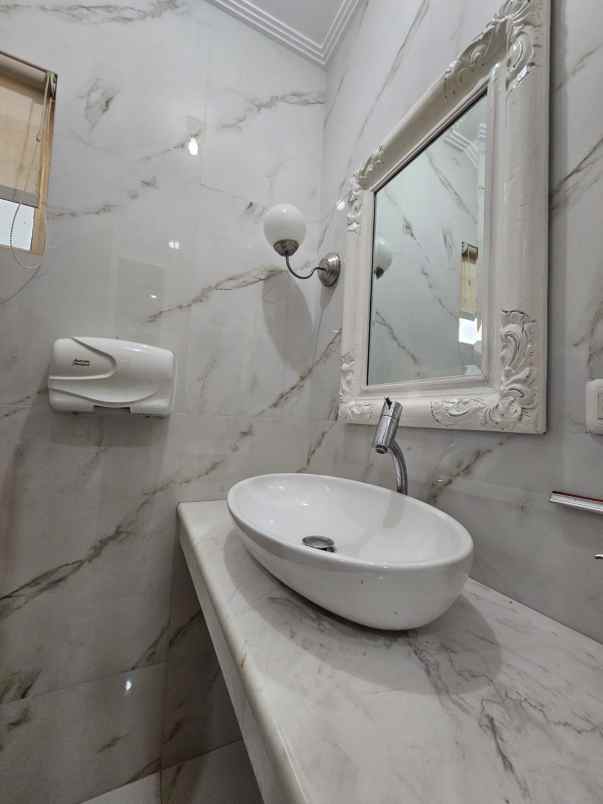 disewakan rumah cluster alamanda jgc