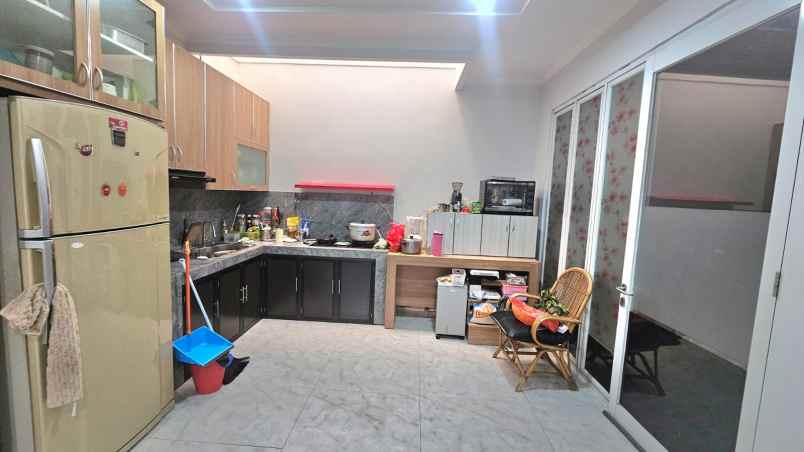disewakan rumah cluster palm summarecon bekasi