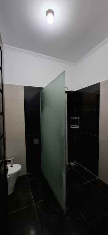 disewakan rumah jalan gn athena