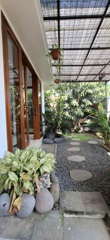 disewakan rumah jalan gn athena