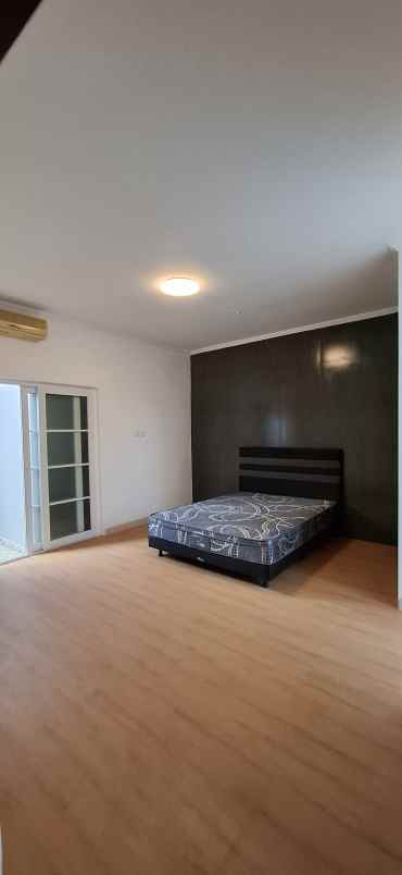 disewakan rumah jalan gn athena