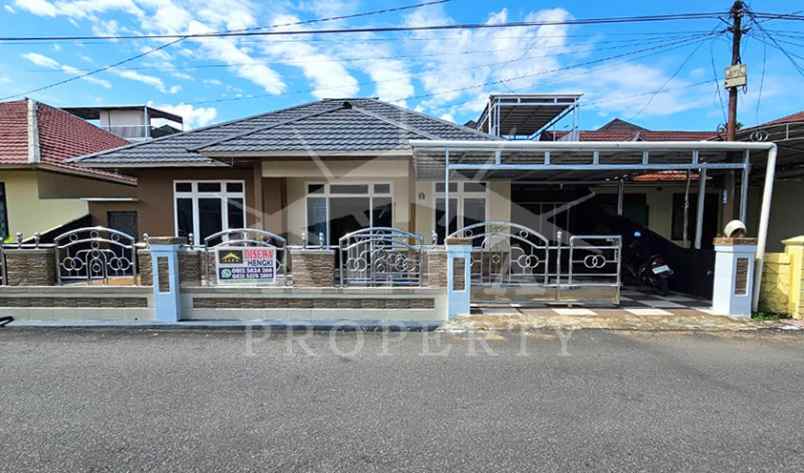 disewakan rumah jalan sungai raya dalam