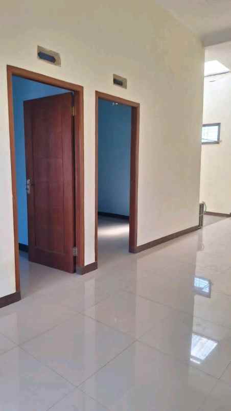 disewakan rumah keputih