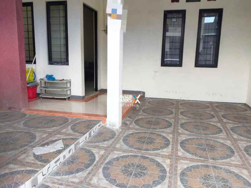 disewakan rumah sukolilo dian regency siap huni