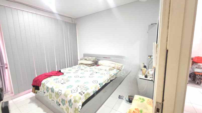 disewakan rumah summarecon bekasi cluster palm