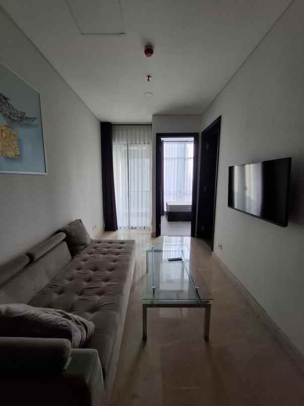 disewakan sudirman suites 2br full furnished