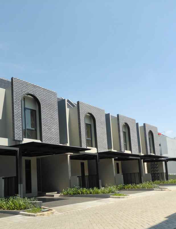 hunian nyaman lokasi strategis dan siap huni