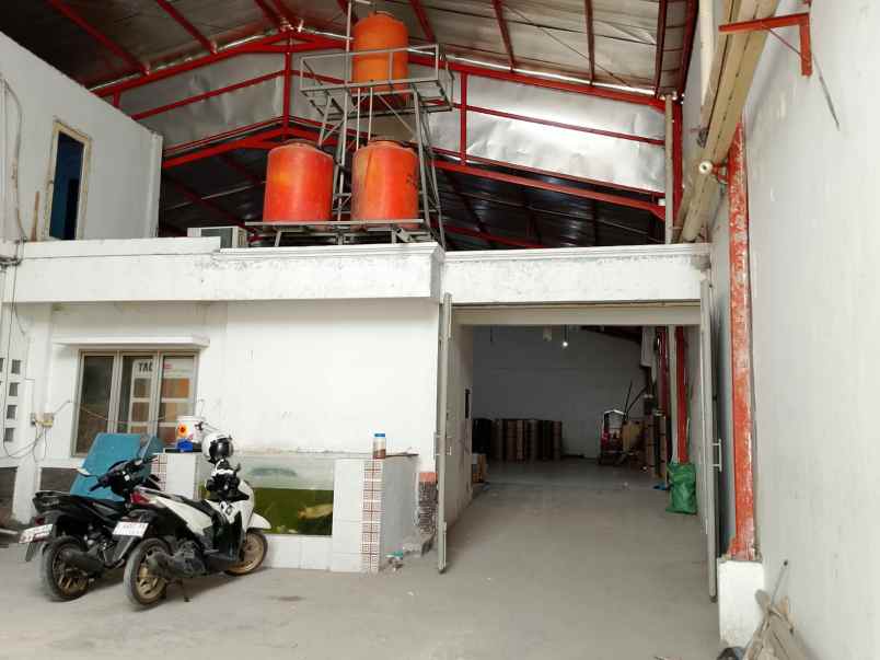 jual cepat gudang hadap jalan raya