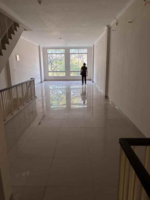 jual cepat ruko 3 5 lantai di green l