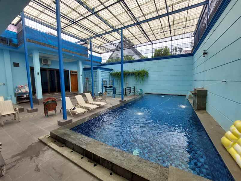 jual cepat rumah semi furnished luas murah