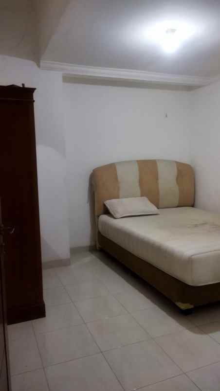 jual rumah cikoko barat pancoran jakarta selatan