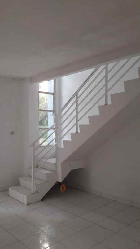 jual rumah di citra gran cibubur cluster tengah