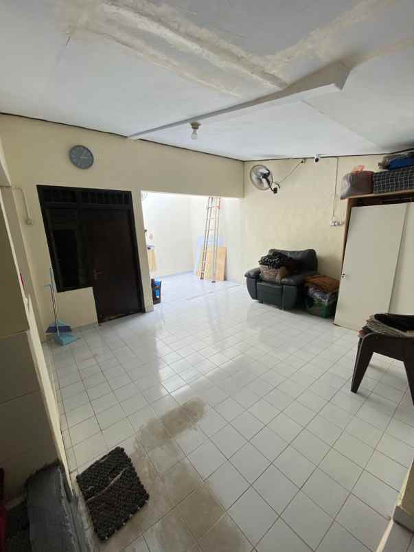jual rumah di denpasar barat harga murah