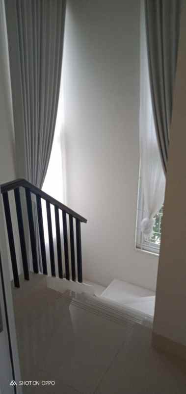 jual rumah kota wisata cibubur