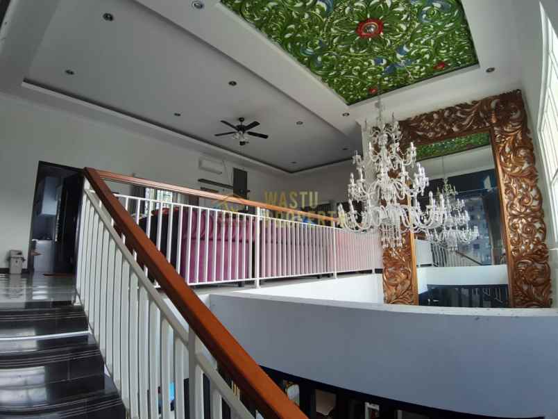 jual rumah mewah harga nego sampai jadi