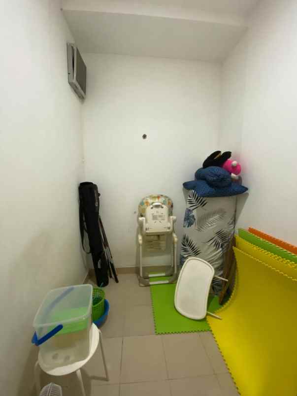 jual rumah omaha village gading serpong