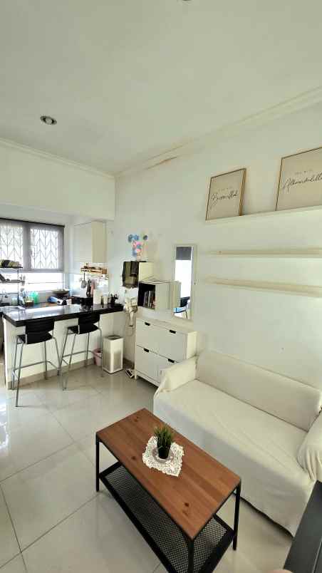 jual rumah siap huni lokasi strategis beji depok