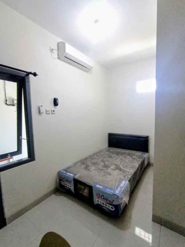 kost eksklusif di condong catur full furnish