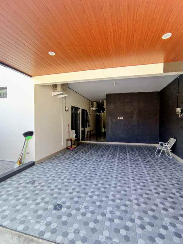 kost eksklusif di condong catur full furnish