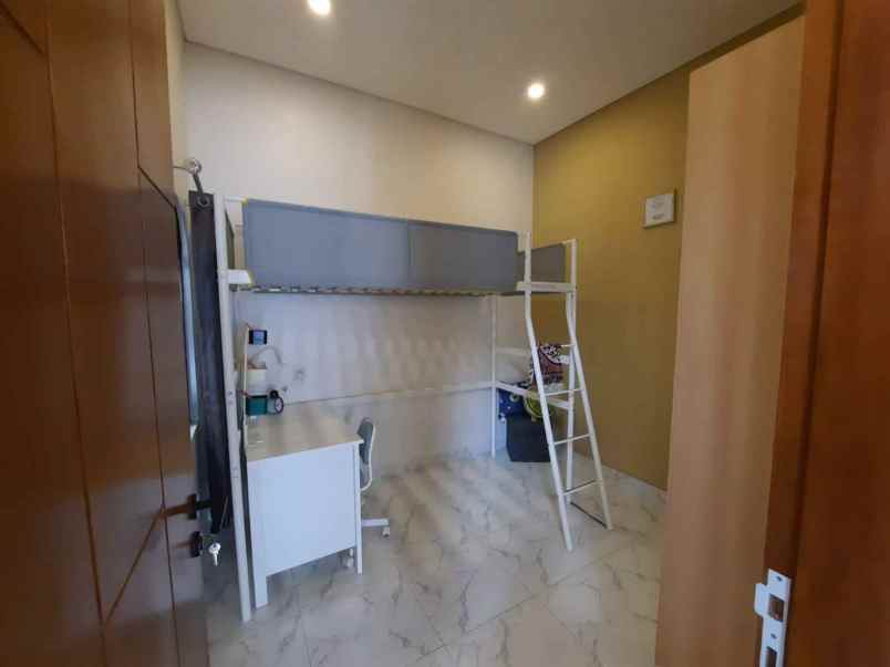 miliki hunian fasilitas kolam renang di cibinong bogor