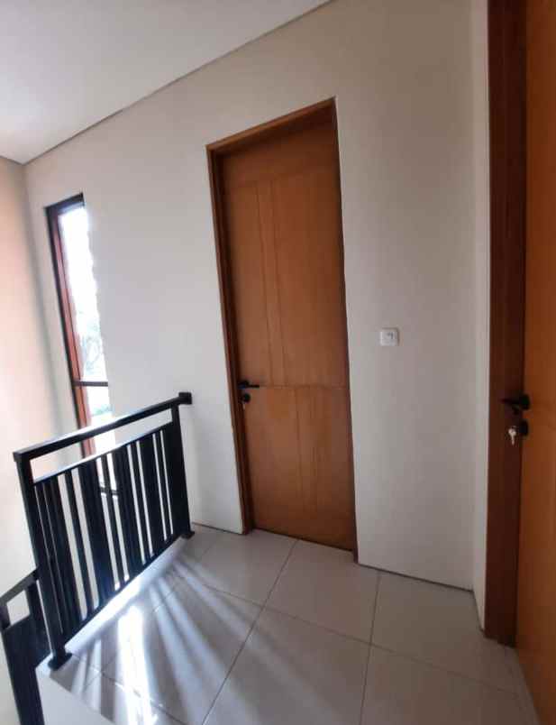 miliki hunian fasilitas kolam renang di cibinong bogor