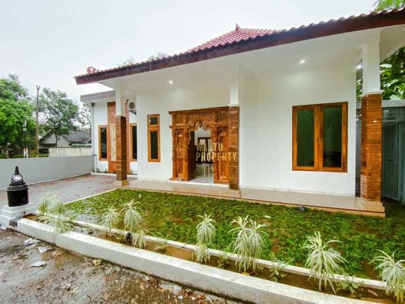miliki rumah di pedesaan borobudur magelang
