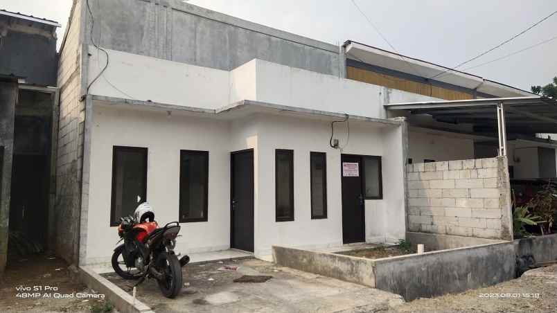 over kredit rumah dp 20 juta di bojongsari depok