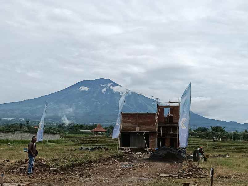 perumahan di kota batu view pegunungan