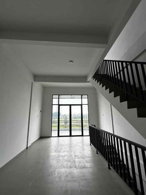 ruko grand eastern surabaya bangunan 3 lantai