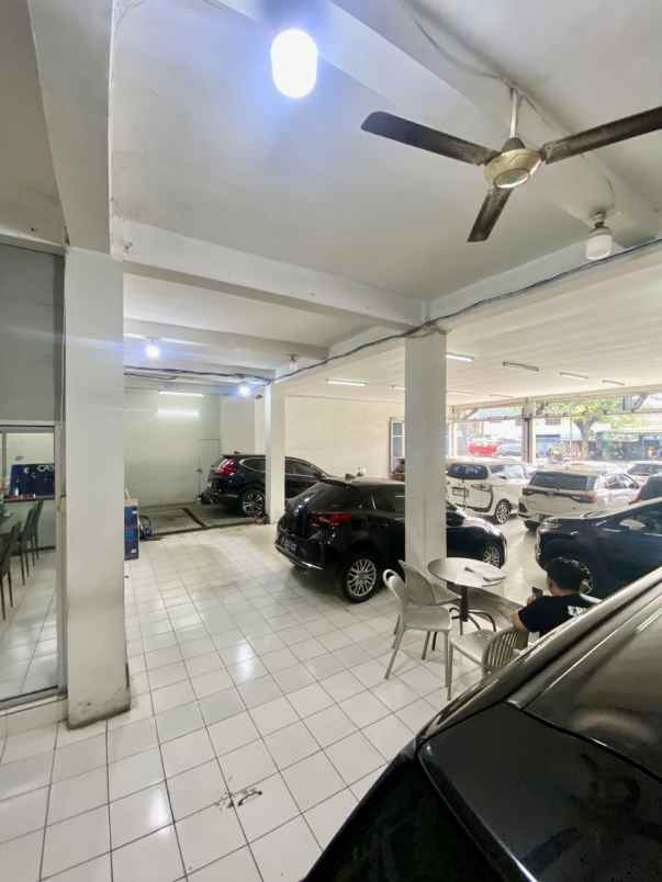 ruko showroom pinggir jalan di sultan agung bekasi