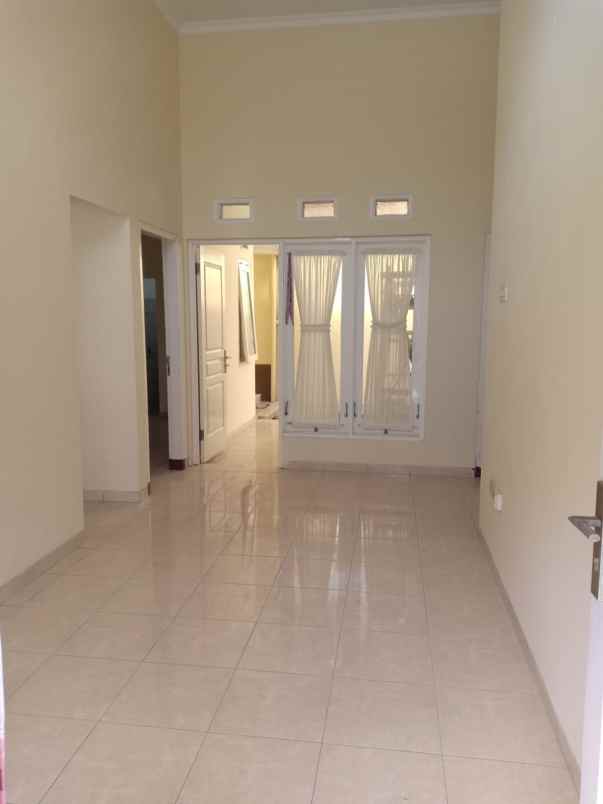 rumah 1 lantai siap huni di kota malang