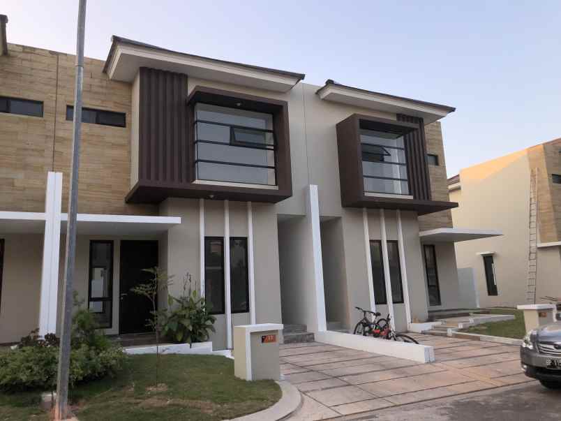 rumah 2 lantai batam center