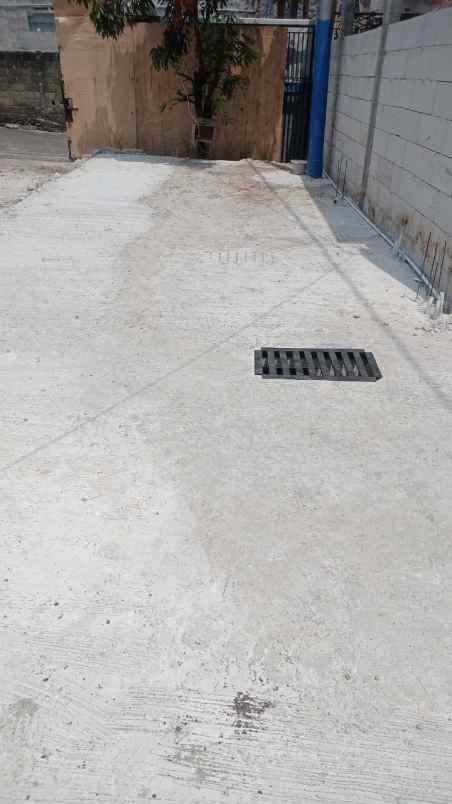 rumah 2 lantai ekslusive di ciracas jakarta timur