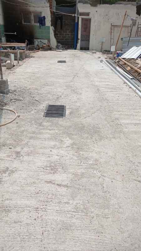 rumah 2 lantai ekslusive di ciracas jakarta timur