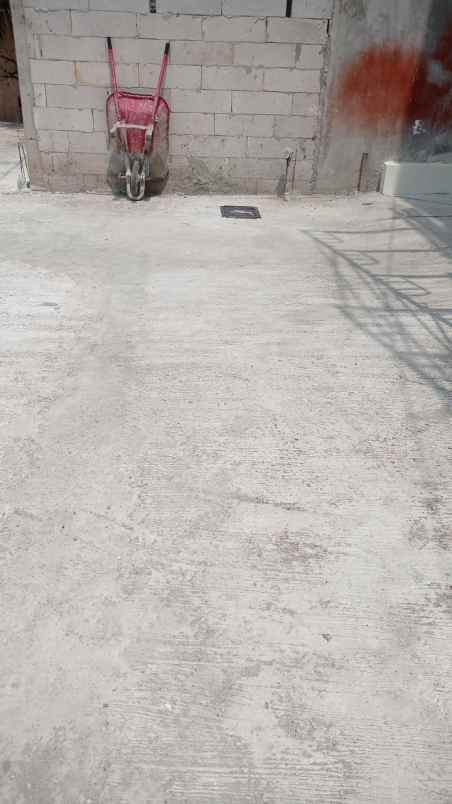 rumah 2 lantai ekslusive di ciracas jakarta timur