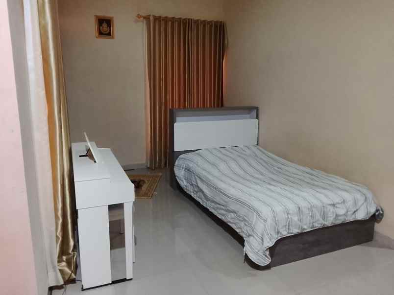 rumah 2 lantai jl golf barat arcamanik endah bandung