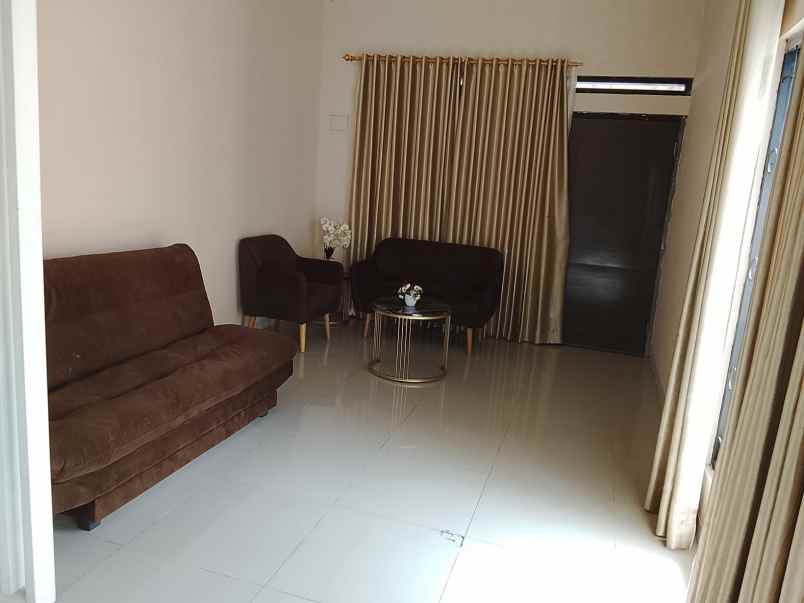 rumah 2 lantai jl golf barat arcamanik endah bandung
