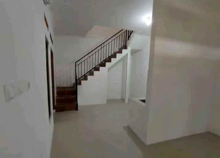 rumah 2 lantai termurah di bintara bekasi bebas banjir