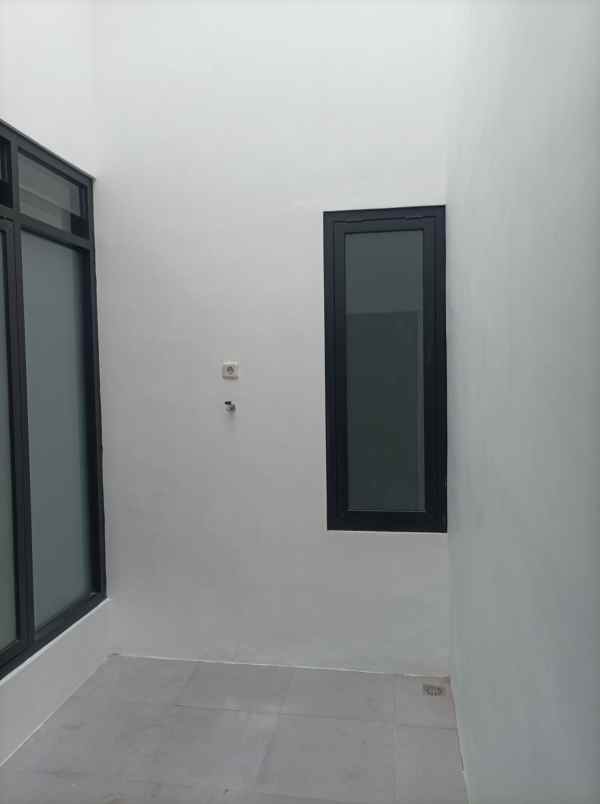 rumah baru minimalis siap huni lokasi sawojajar 2
